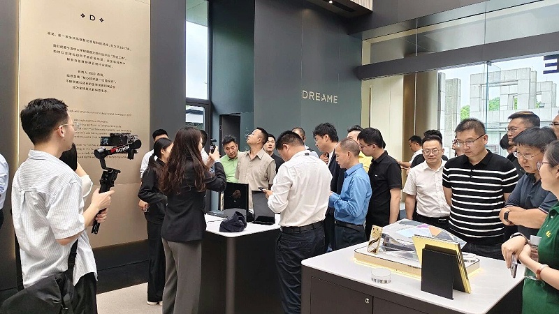聚力智造協同共贏｜依斯倍走進追覓科技，與MOVA生態鏈企業完成戰略簽約 (2)